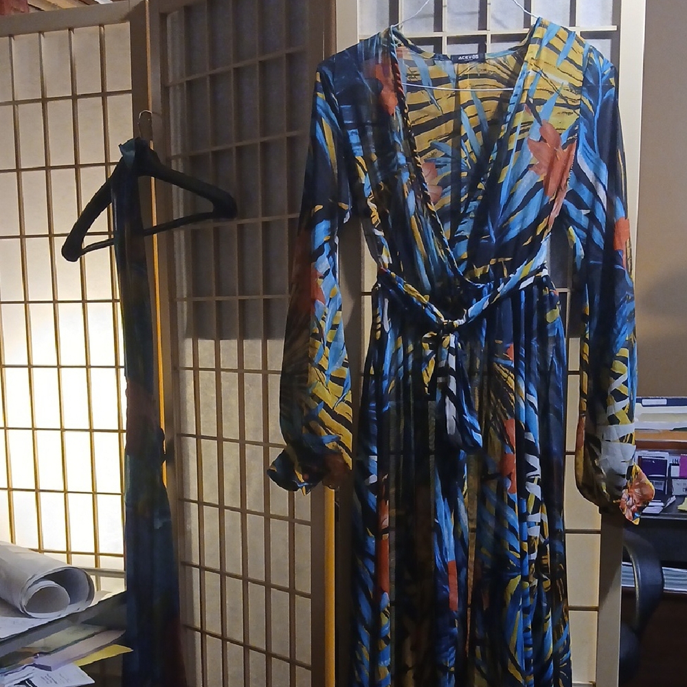 Acevog Blue and Yellow Maxi Sundress with Plunge Neckline